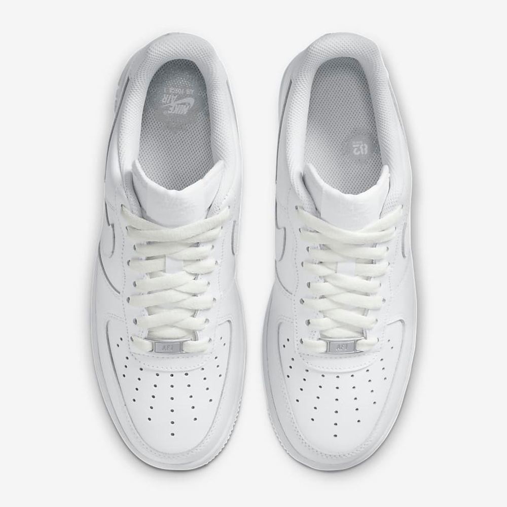 Nike Air Force 1 '07 White Sneakers 6.5 - Picture 4 of 16